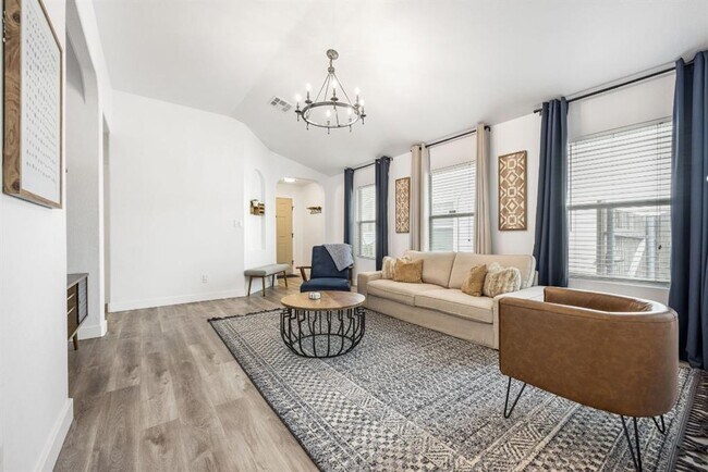 Foto del edificio - 3309 Wickham Ln