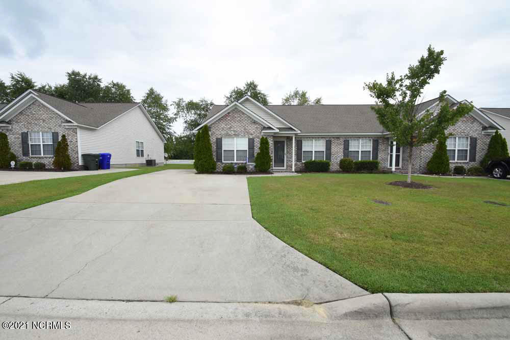 Primary Photo - 2540 Saddleback Dr