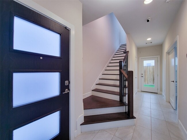 Foto del edificio - 845 Fisher St