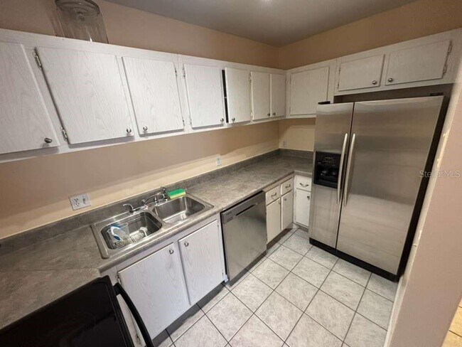Foto del edificio - 660 62nd Ave N