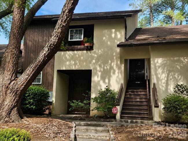 Foto del edificio - 7223 Winery Ln