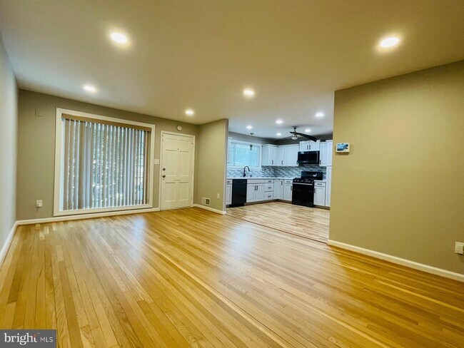 Foto del edificio - 3123 28th Pkwy