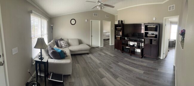 Foto del edificio - 3684 S Hwy 127