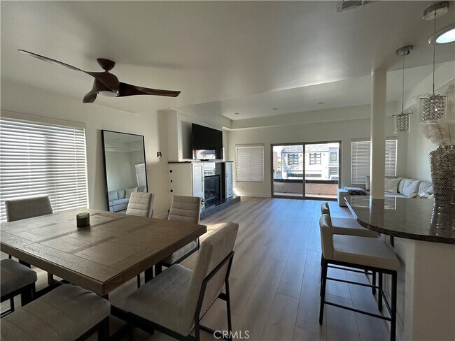 Foto del edificio - 16716 Bayview Dr