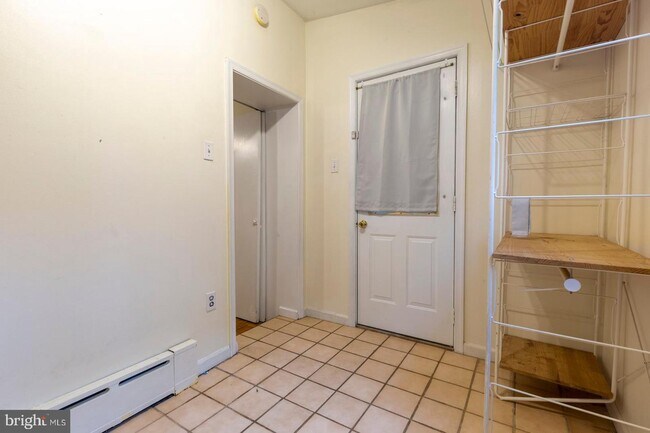Foto del edificio - 1208 N Howard St
