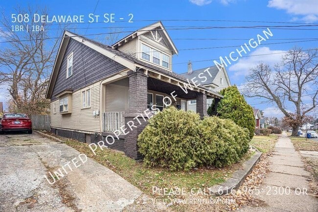 Building Photo - 508 Delaware St SE