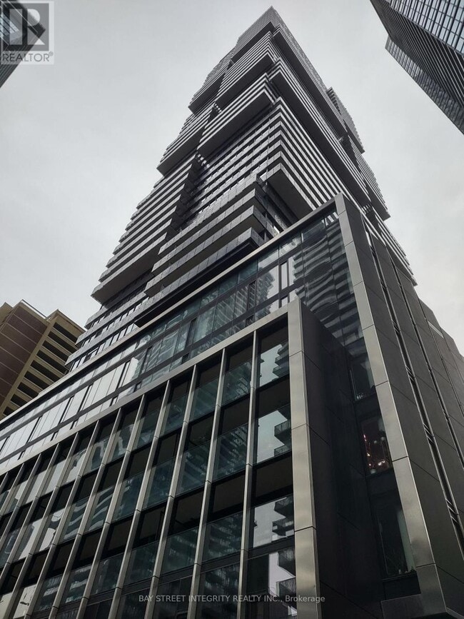 Building Photo - 55 Charles St E