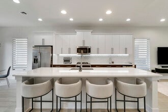 Building Photo - 5029 Grandiflora Rd