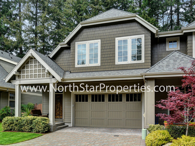 Building Photo - Wonderful Peaceful Lake Oswego Hideaway To...