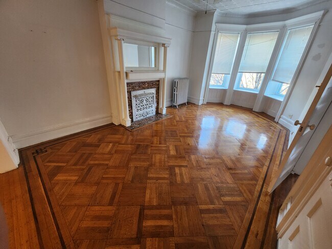 Foto del edificio - 560 48th St