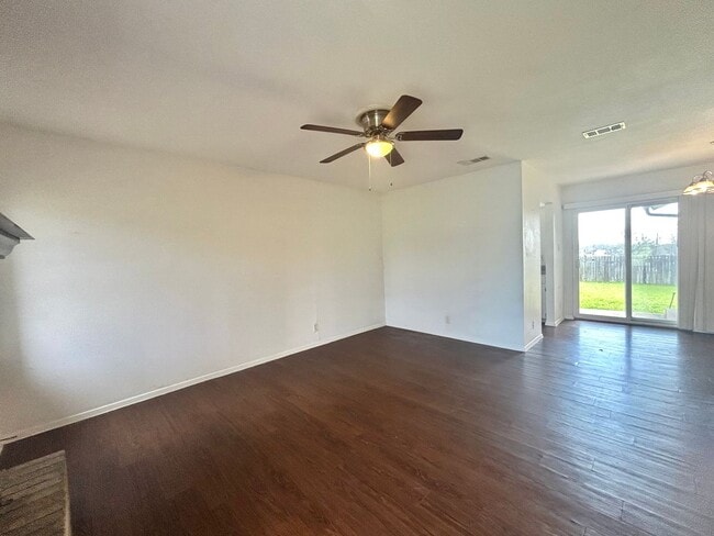 Building Photo - 4807 Copperbend Blvd