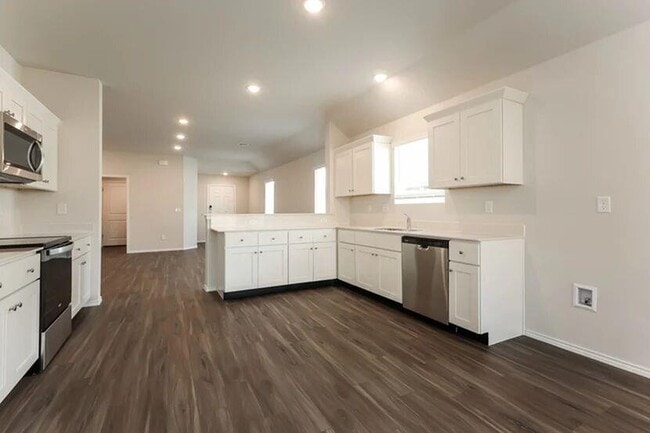 Building Photo - 2103 Crimson Lake Blvd