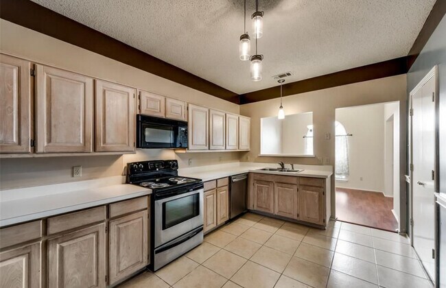 Foto del edificio - 807 Burr Oak Dr