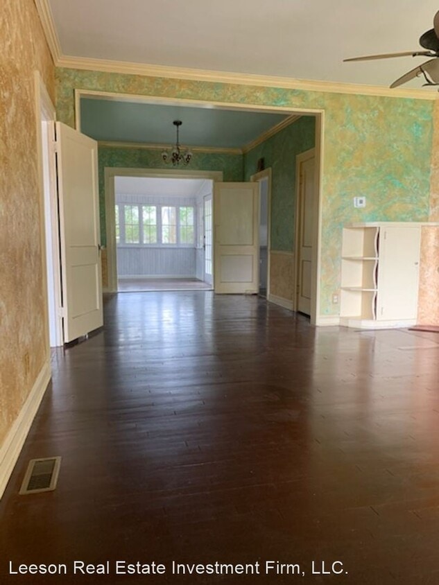 Primary Photo - 3 br, 1.5 bath House - 911 Sheridan Ave.