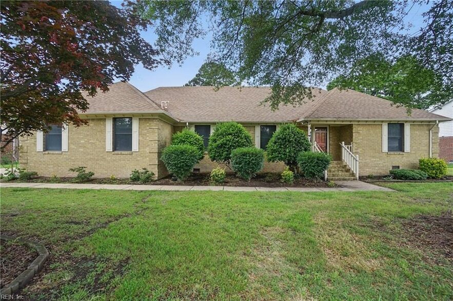 Foto principal - 1724 Hodges Ferry Rd