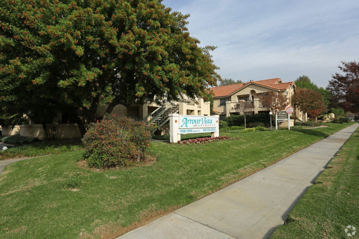 Arroyo Vista Apartments Redlands Ca Apartments Com Arroyo Vista Apartments Redlands Ca Apartments Com