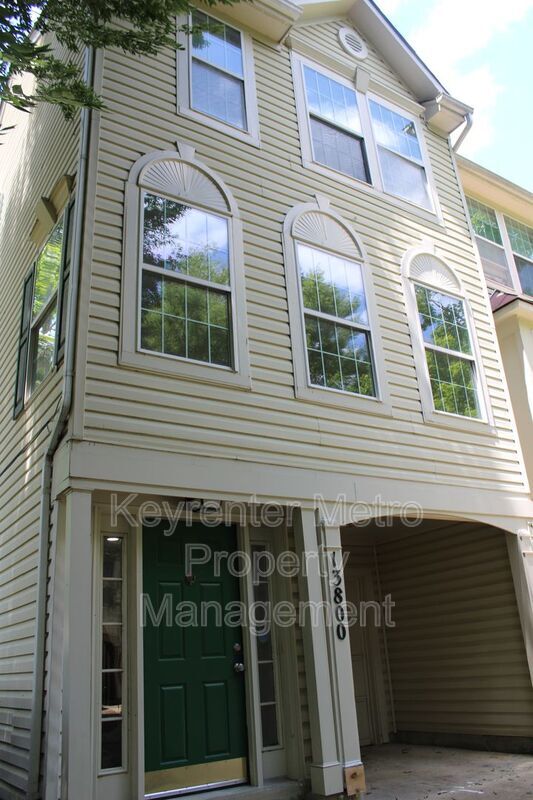 Building Photo - 13800 Fareham Ln