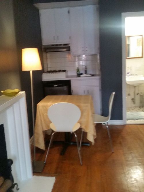 Building Photo - 49 W 55th St