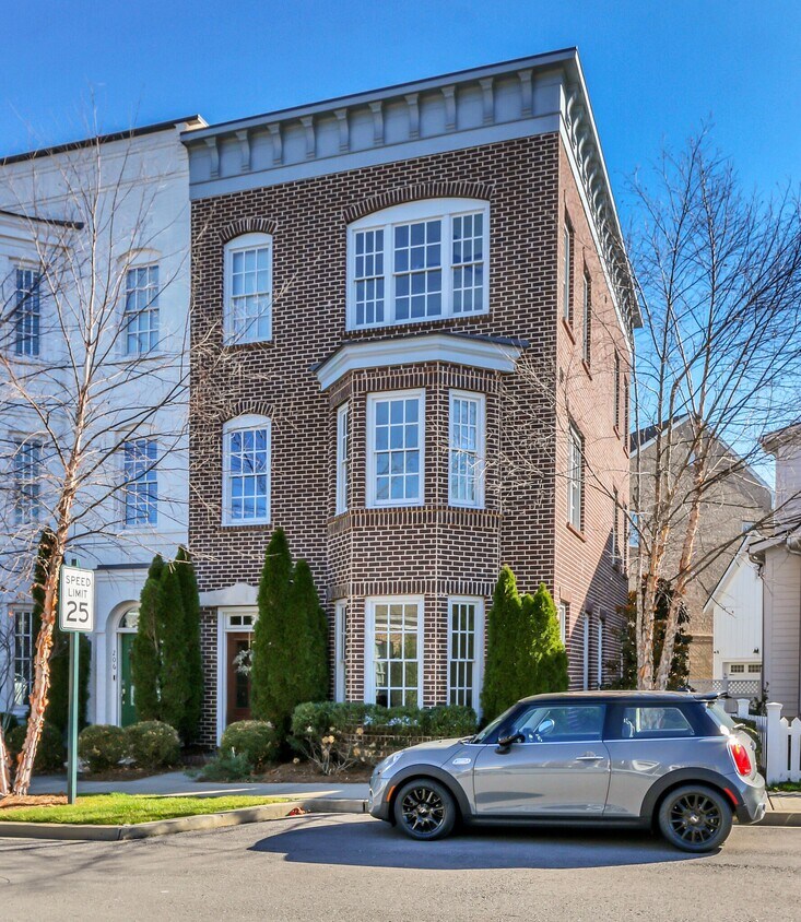 200 Mary b St, Franklin, TN 37064 Townhome Rentals in Franklin TN