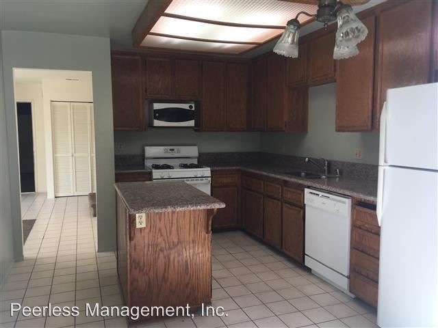 Foto del edificio - 765 Granite Hills Cir