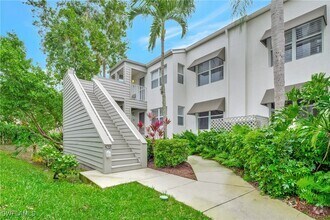 Building Photo - 528 Club Side Dr