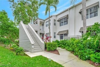 Building Photo - 528 Club Side Dr