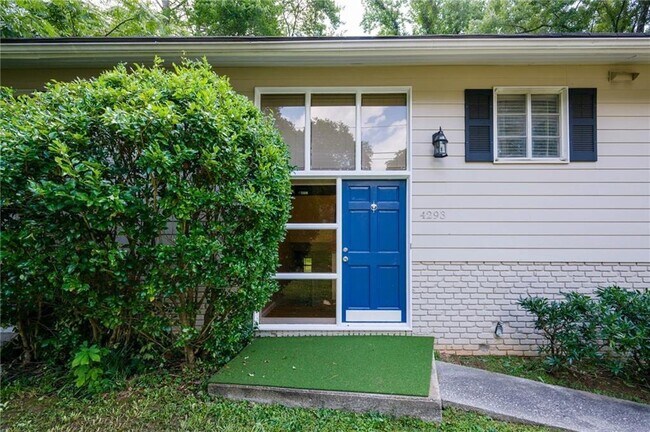 Foto del edificio - 4293 Rickenbacker Way NE