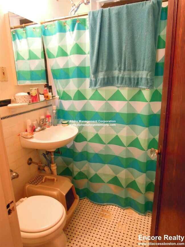 Foto del edificio - 349 Pleasant St