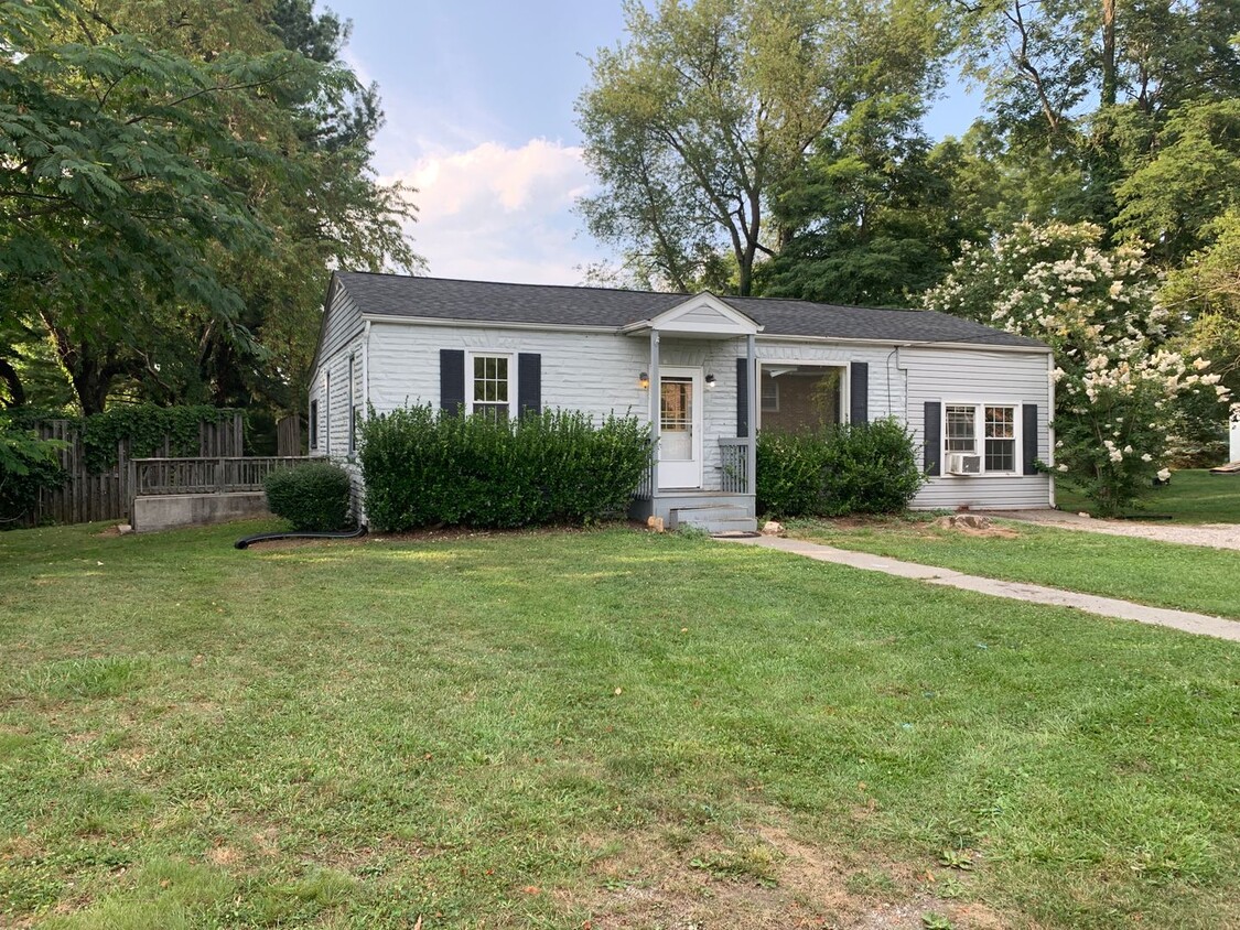 Primary Photo - Private Blacksburg Home on Scenic Lot