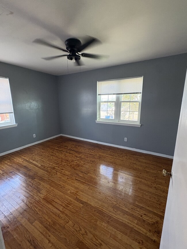 Building Photo - 212 S Fillmore St