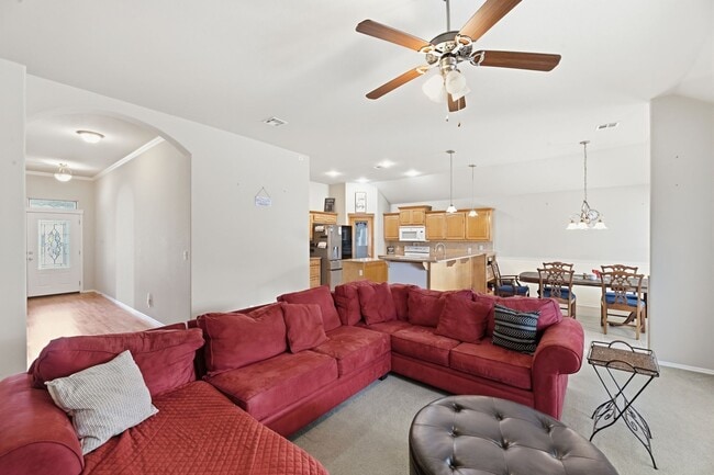 Building Photo - Move-in ready 3 Bed, 2.5 Bath, 3 Car, BA Schools