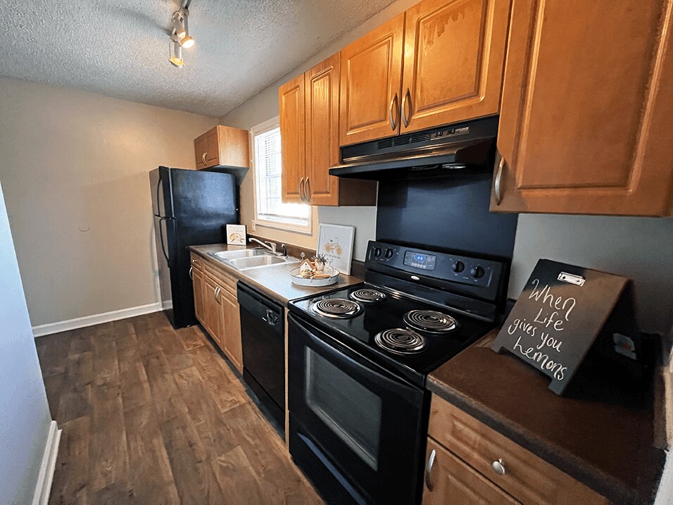 Colony Village Apartments 3301 Brunswick Ave New Bern, NC