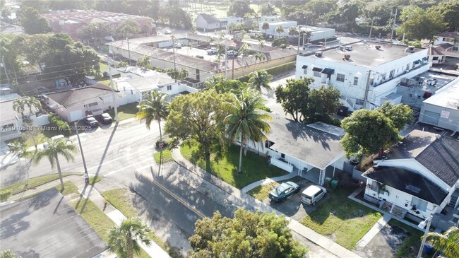 Building Photo - 4700 SW 7th St