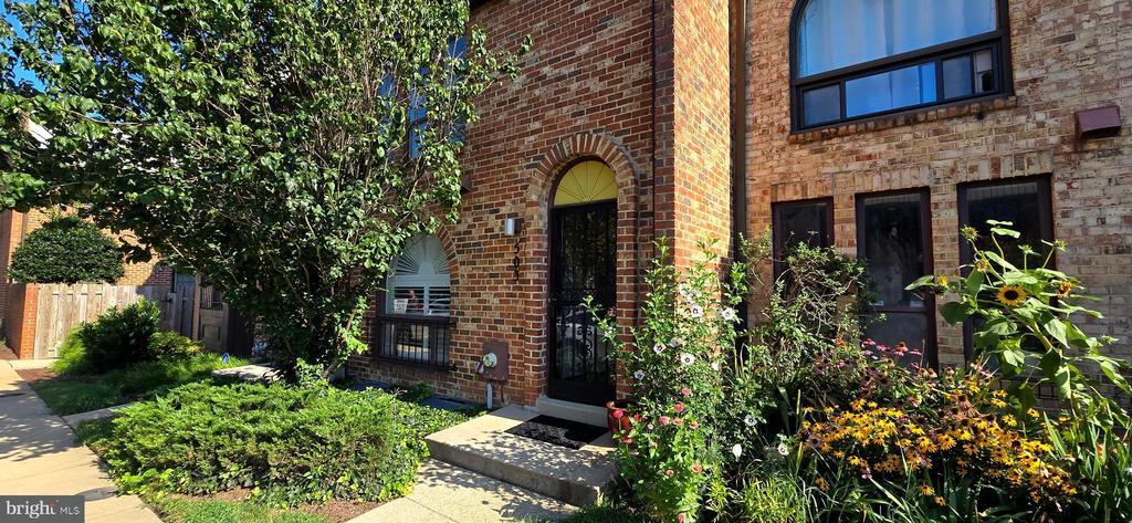 Primary Photo - 503 Brummel Ct NW
