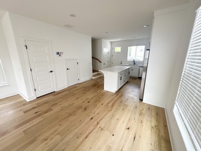 Photo - 1638 Neptune St House