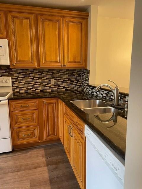 Building Photo - 448 Lakeview Drive Apt #4, Weston, FL 3332...