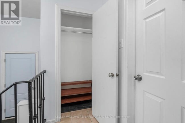 Building Photo - 343 Ranee Ave