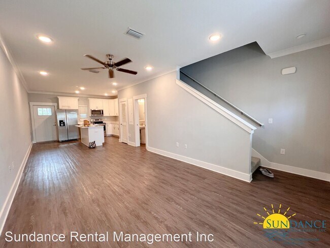 Building Photo - 3 br, 2.5 bath House - 106 Palm Shadow Way