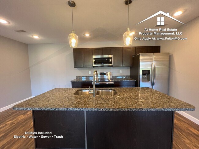 Foto del edificio - 301 E St Eunice Rd