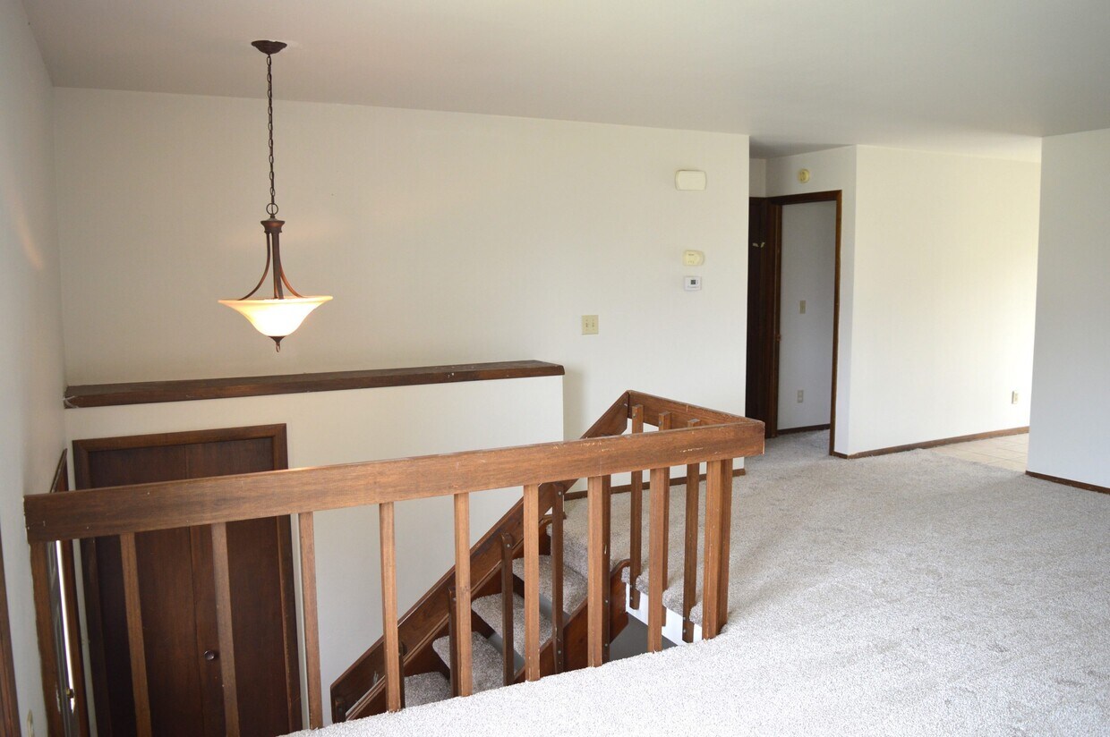 Foto principal - 2646 Osmundsen Rd