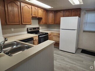 Building Photo - 815 Avenue C