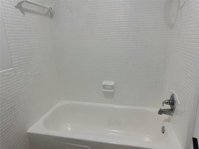 Foto del edificio - 7670 SW 82nd St