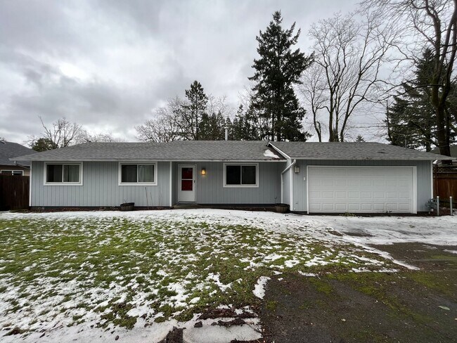 Foto del edificio - Beautiful 3Bed + 2bath Ranch Style Home in...