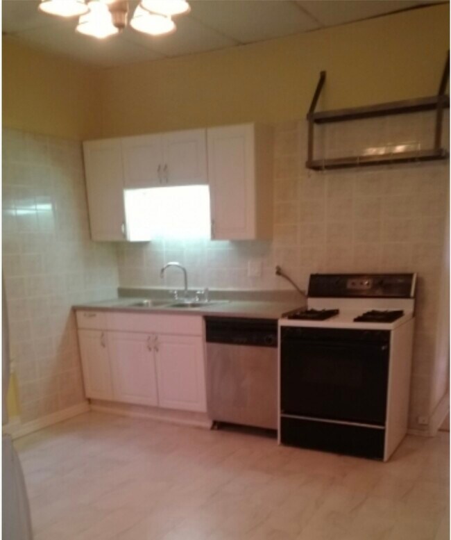 Foto del edificio - 1522 W Victoria St