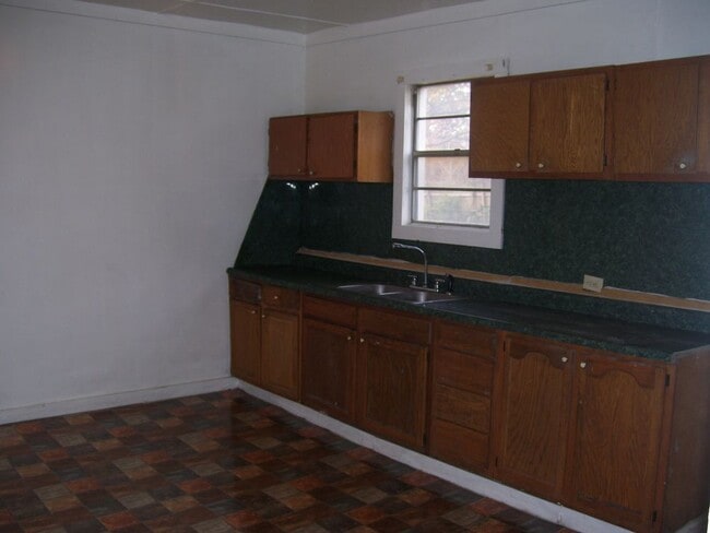 Building Photo - Bessemer   35020