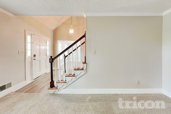 Foto del edificio - 150 Tanglewood Dr