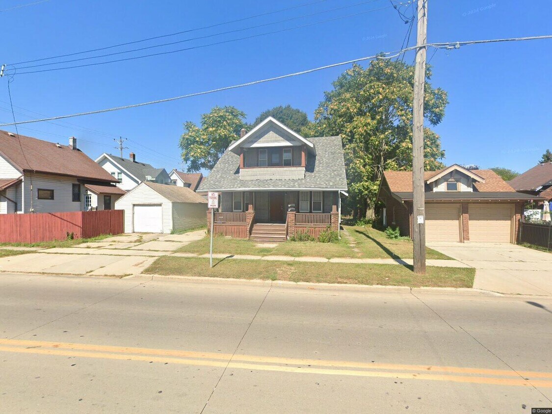 Foto principal - 1312 75th St