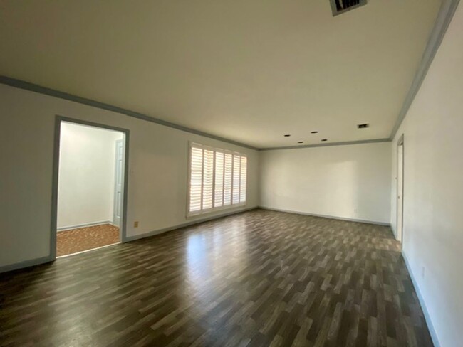 Foto del edificio - 3 Bedroom 3 Bath Home in Shreve City Neigh...