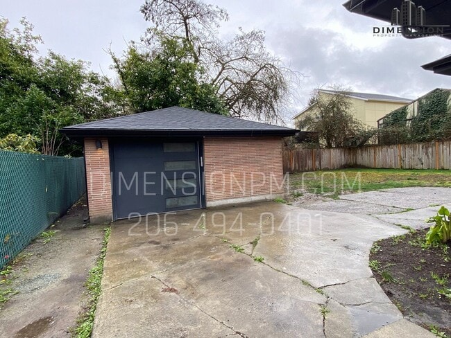 Building Photo - Ignite your New Home Search!