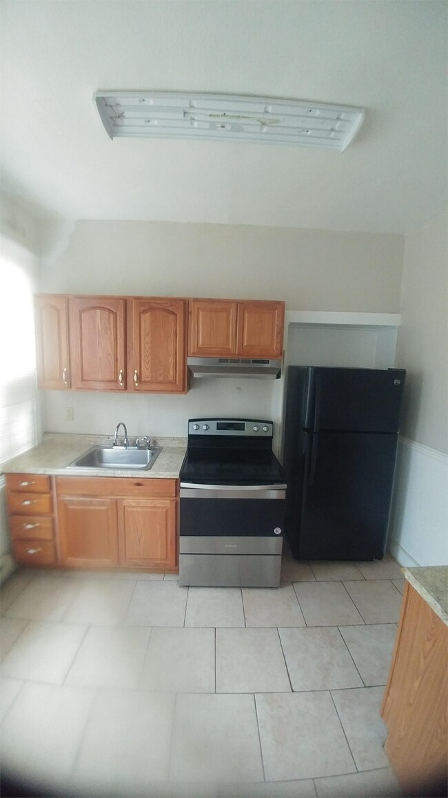 Foto del edificio - 722 Cedar Ave